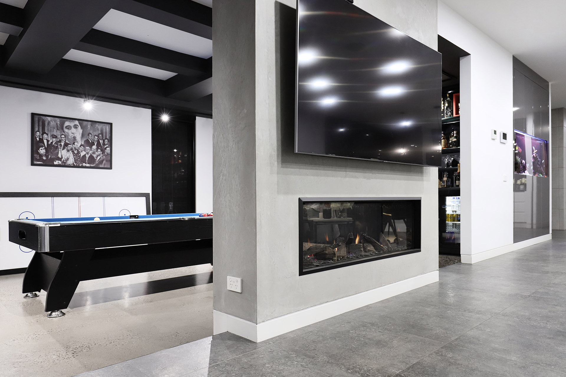 gaming room